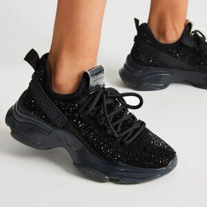 Steve Madden Maxima-R, Fits like size *7.5!*